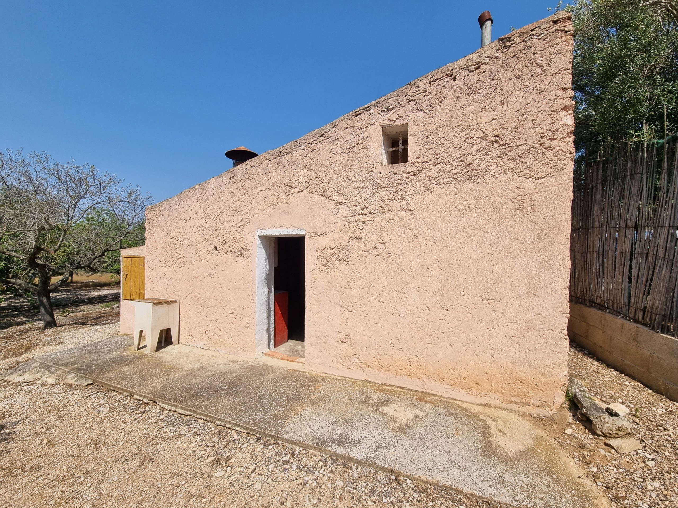 Rustic 1-bedroom property in L'Ametlla de Mar