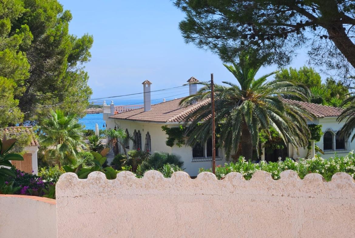 5-bedroom villa in Tres Cales with sea views